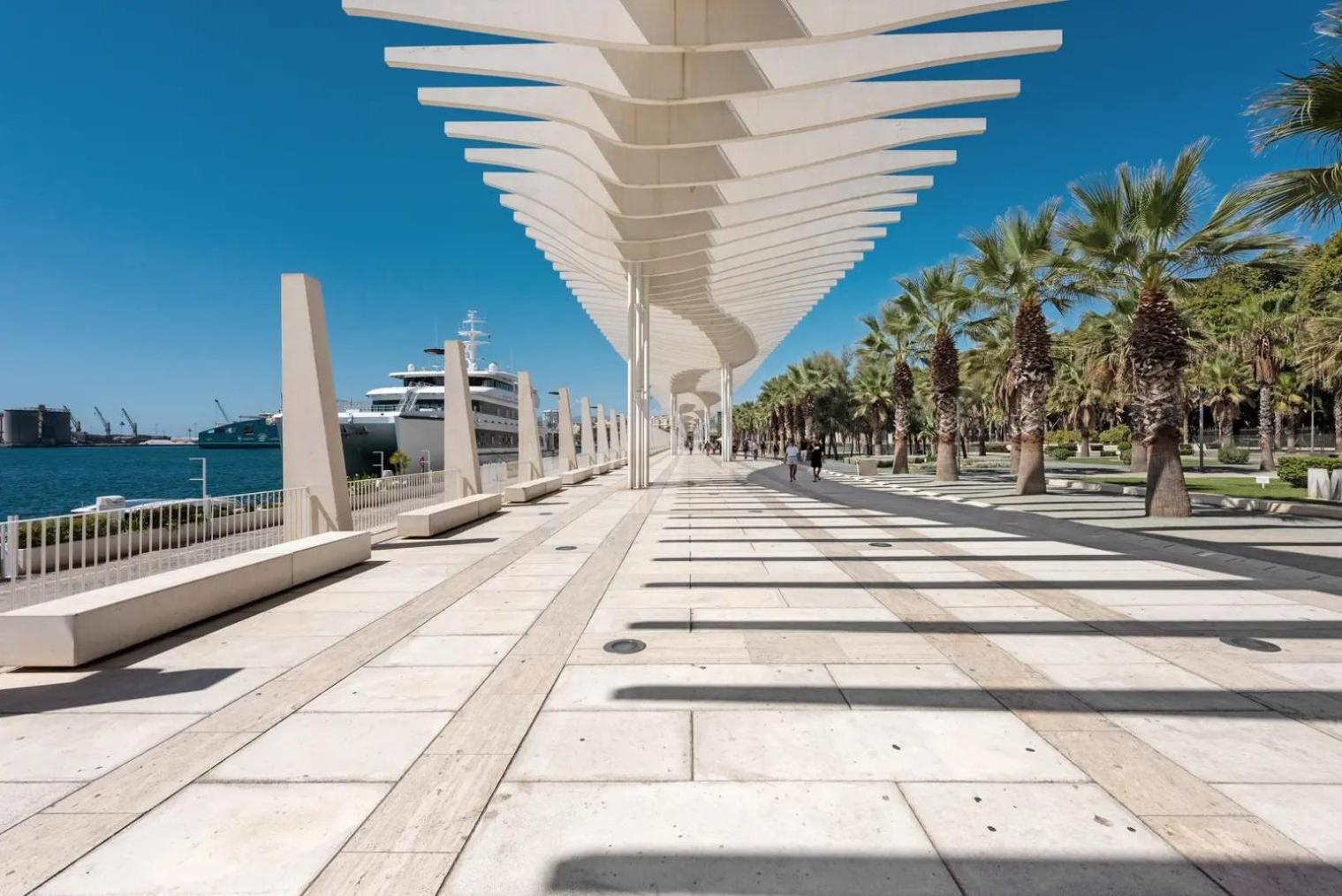 Los Mellis - Maria Zambrano Estacion De Tren & Bus Málaga Dış mekan fotoğraf
